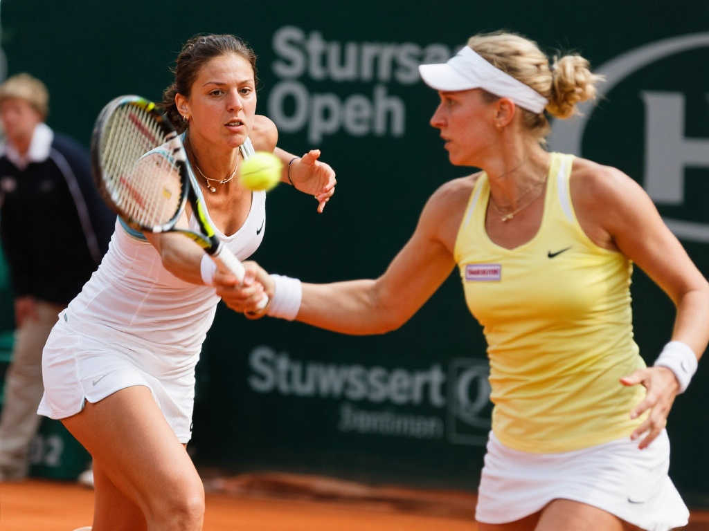 萨芬娜与汉图楚娃的对决:2009斯图加特第二轮 萨芬娜与汉图楚娃的对决:2009斯图加特第二轮